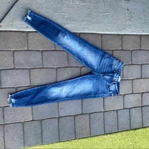 Buckle Jeans